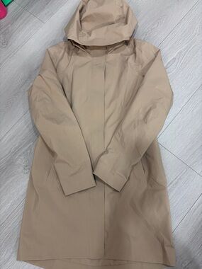 lululemon rain rebel jacket